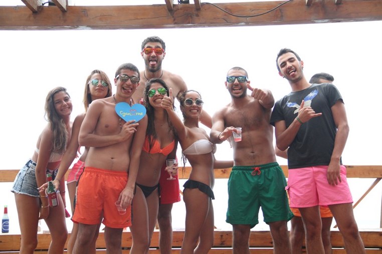 Cyan Beach Bar on Sunday